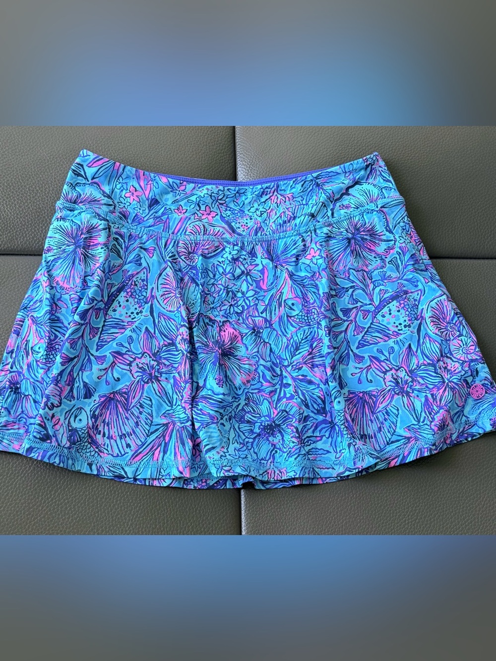 EUC Lilly Pulitzer Aila Skort "Shells N Bells" Sz S
